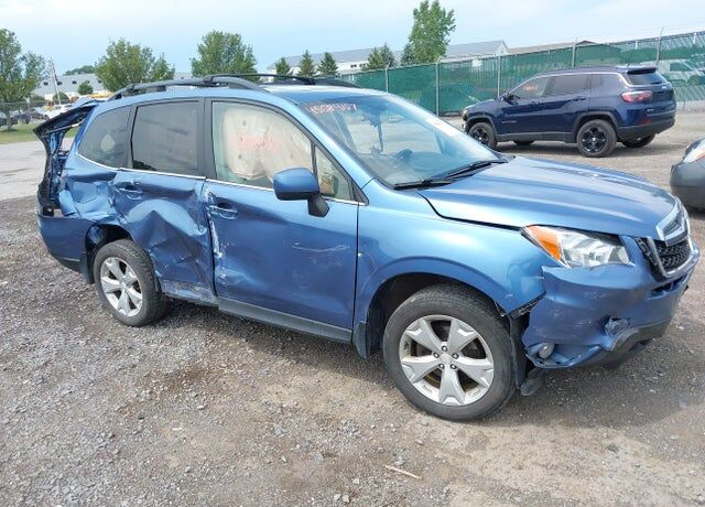 2016 SUBARU Forester