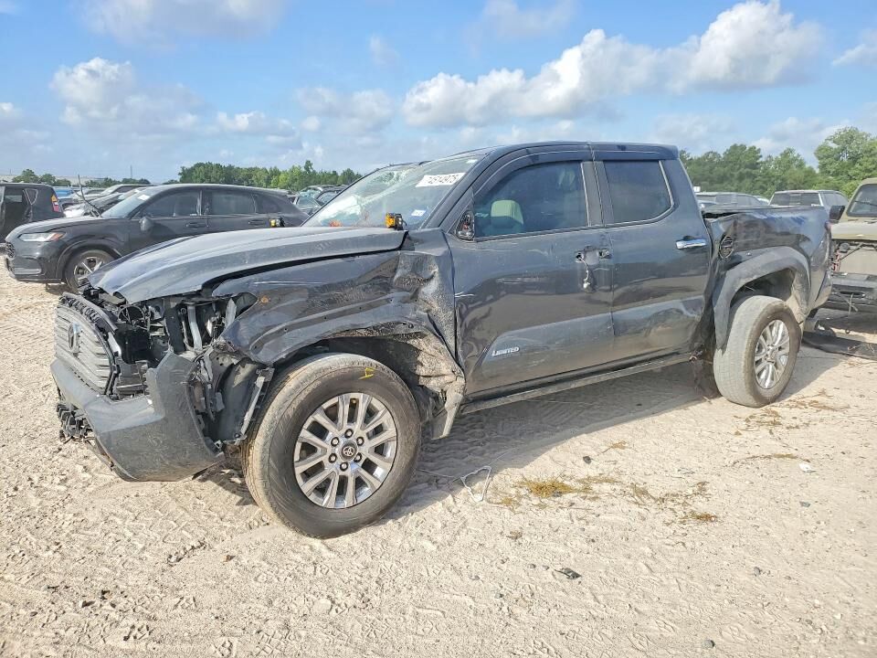 2024 TOYOTA Tacoma
