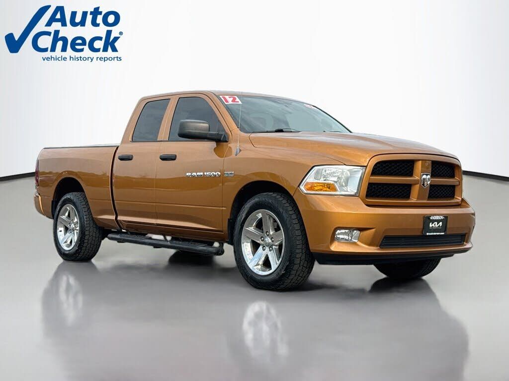 2012 DODGE Ram