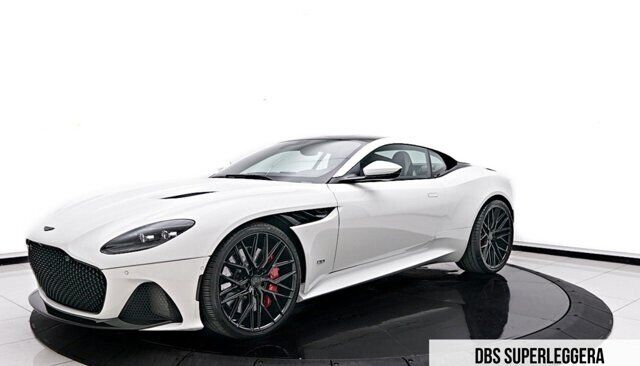 2023 ASTON MARTIN DBS
