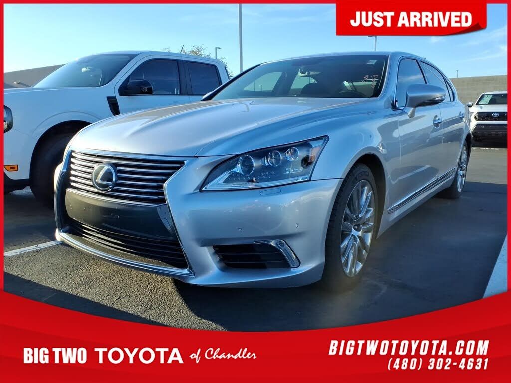 2013 LEXUS LS