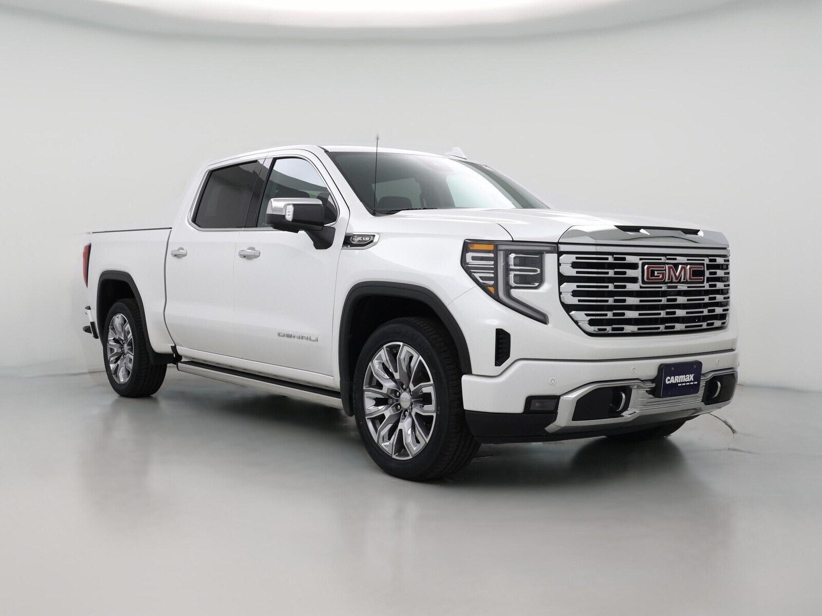 2023 GMC Sierra