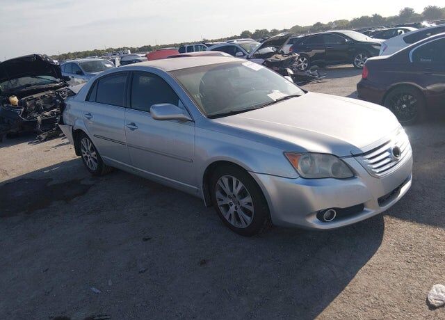 2008 TOYOTA Avalon