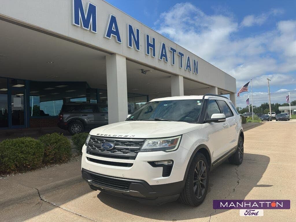 2018 FORD Explorer