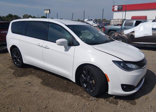 2020 CHRYSLER Pacifica