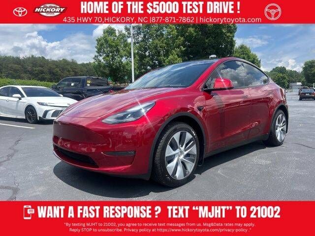 2024 TESLA Model Y