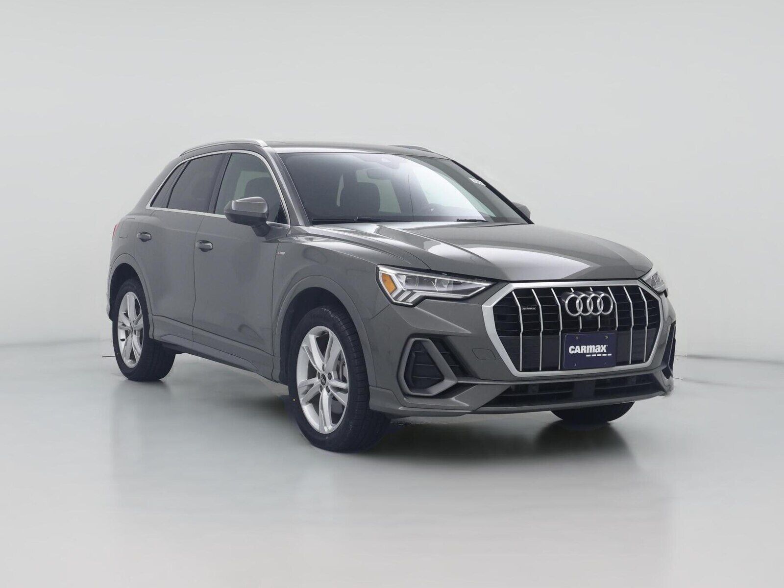 2023 AUDI Q3