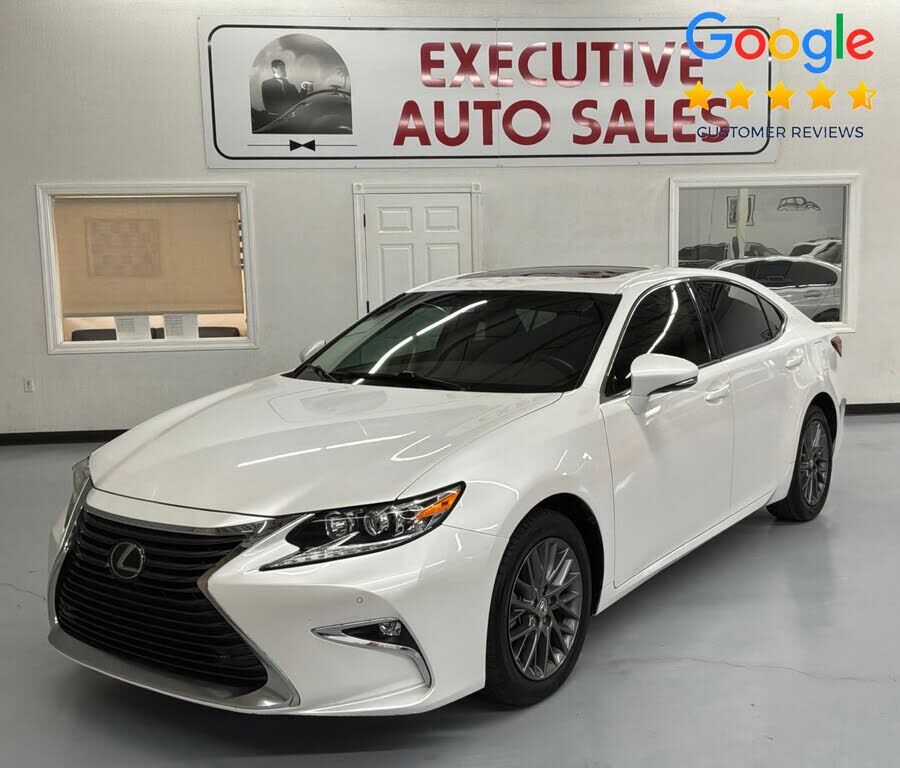 2018 LEXUS ES