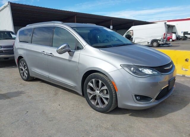 2017 CHRYSLER Pacifica