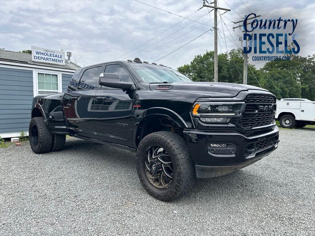 2022 RAM 3500