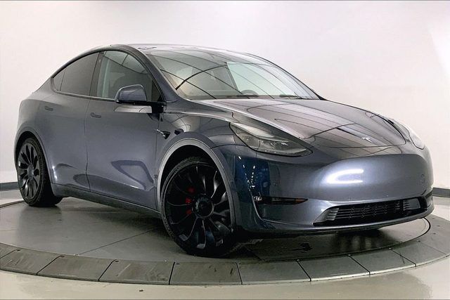 2022 TESLA Model Y