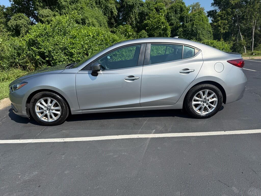 2016 MAZDA Mazda3
