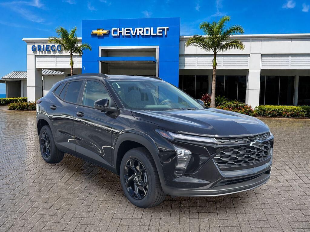 2026 CHEVROLET Trax