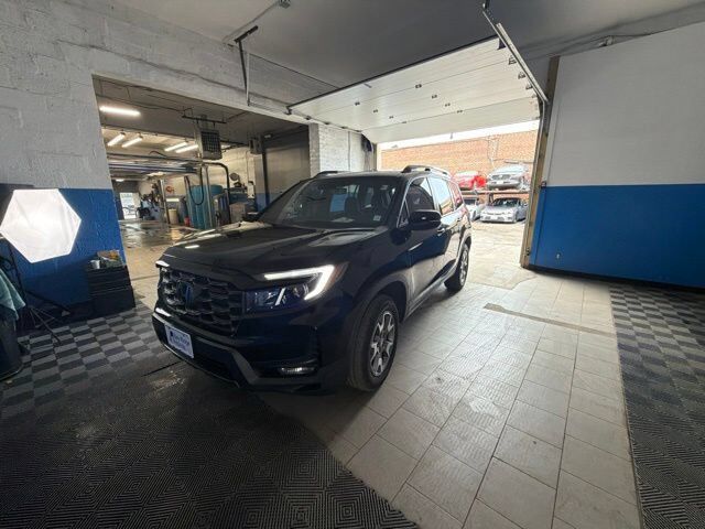 2023 HONDA Passport