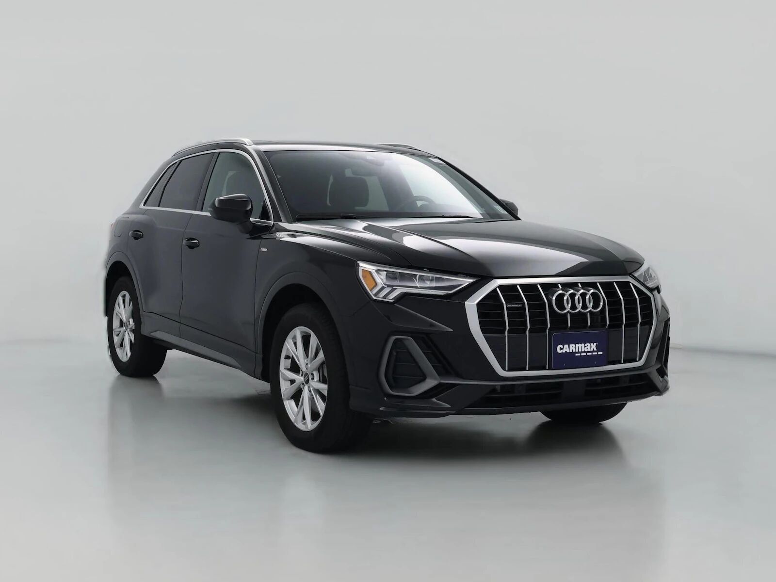 2023 AUDI Q3