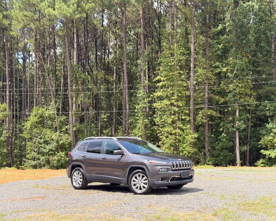 2017 JEEP Cherokee