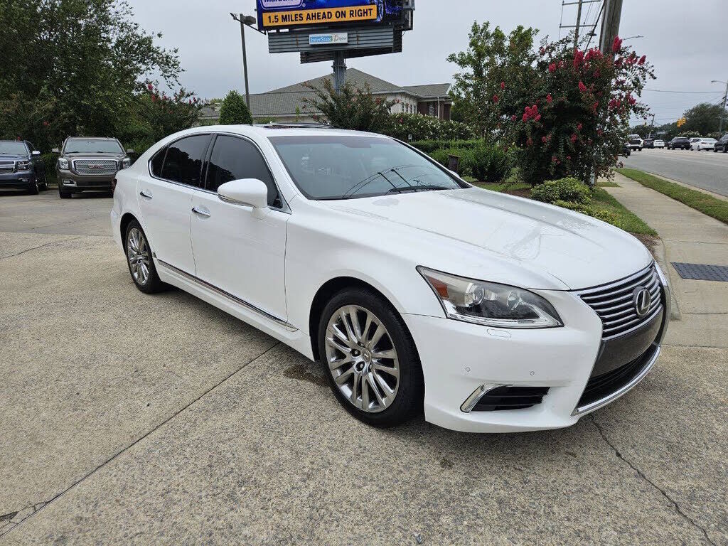 2013 LEXUS LS