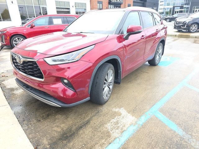 2020 TOYOTA Highlander