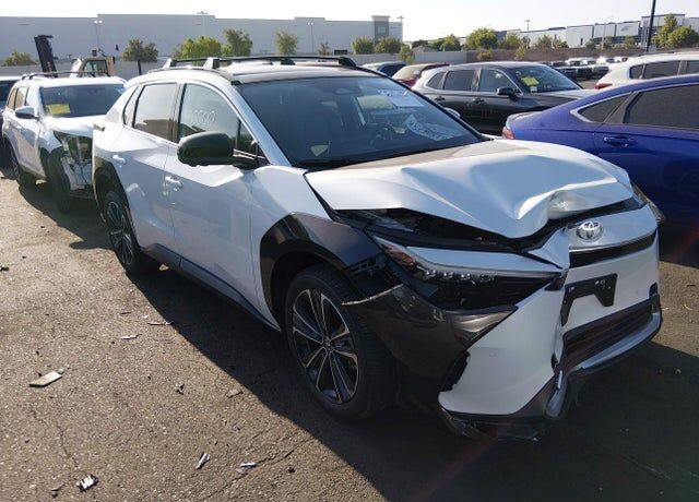 2024 TOYOTA bZ4X