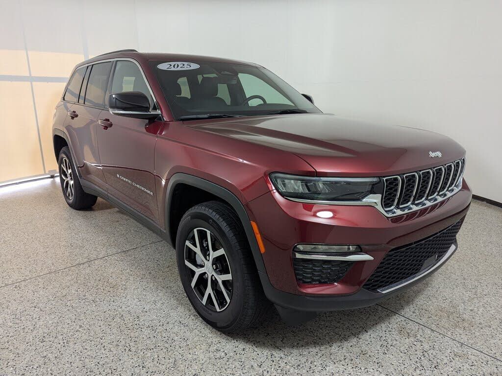 2025 JEEP Grand Cherokee