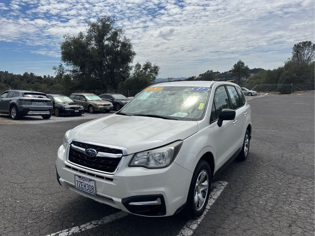 2017 SUBARU Forester