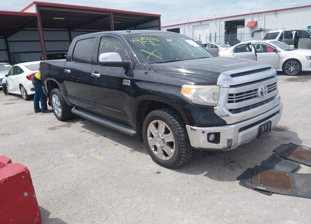 2015 TOYOTA Tundra