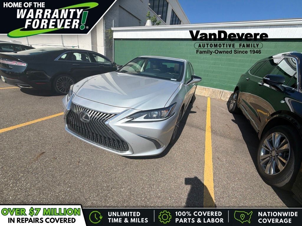 2021 LEXUS ES