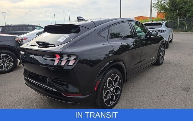 2022 FORD Mach-E