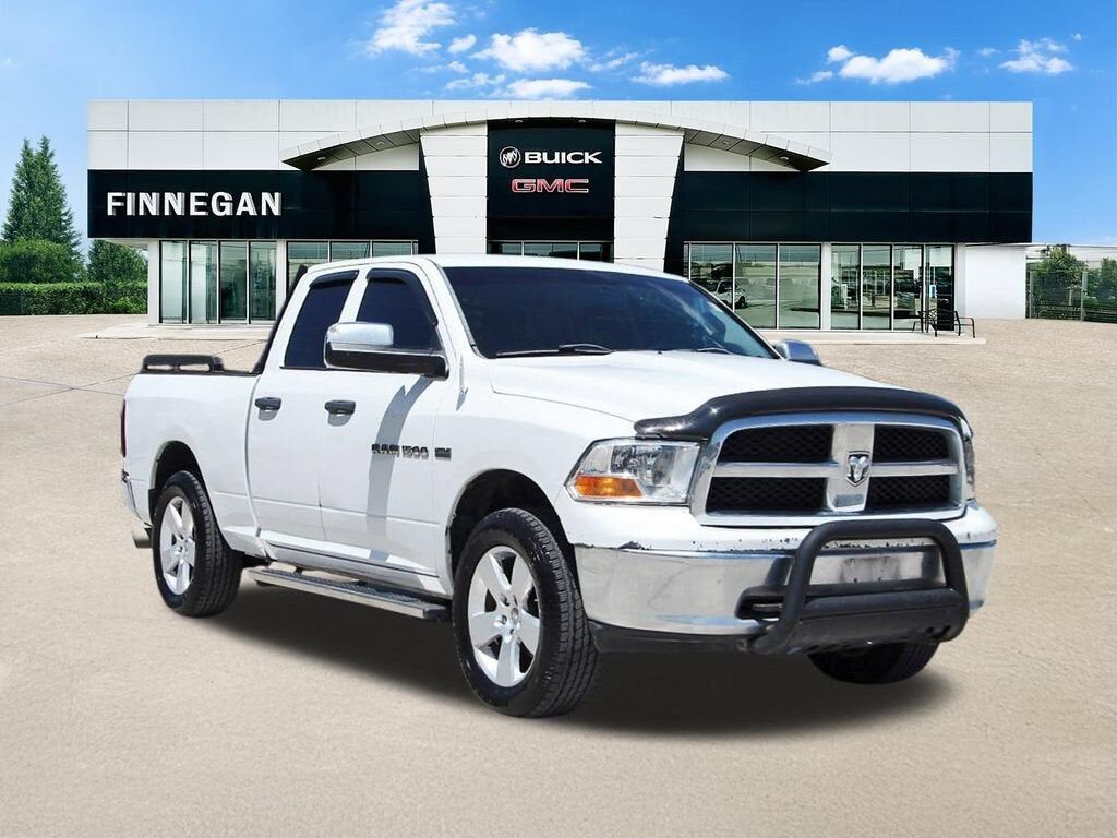 2012 DODGE Ram