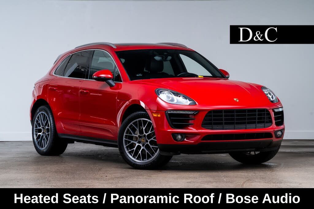 2017 PORSCHE Macan