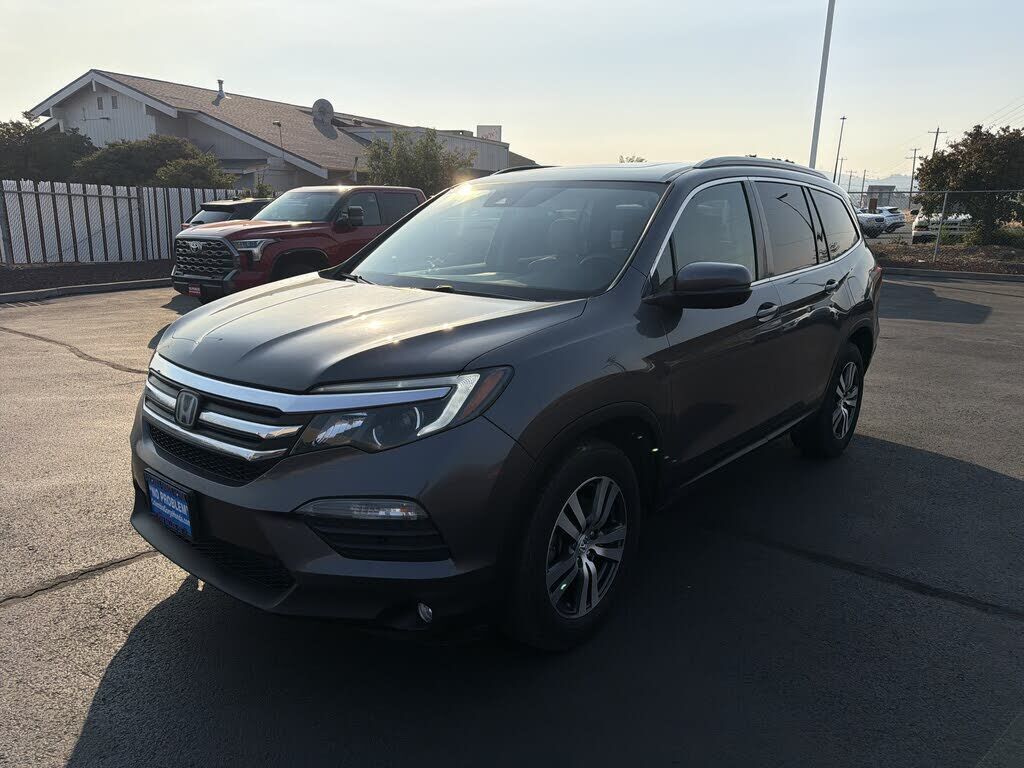 2017 HONDA Pilot