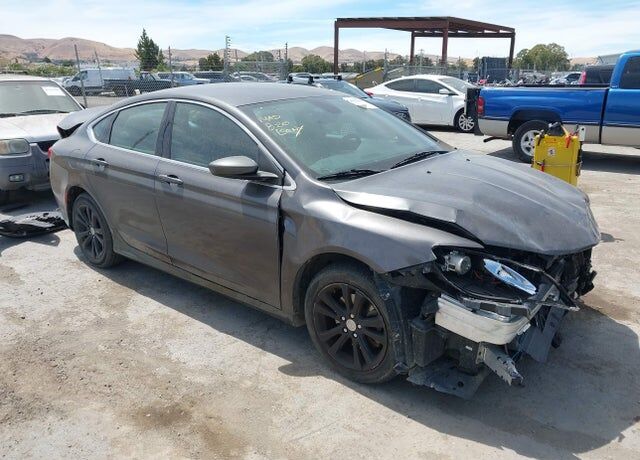 2015 CHRYSLER 200