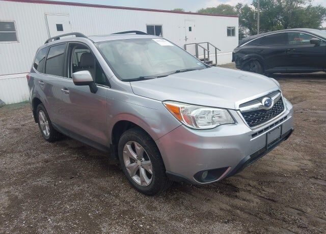 2016 SUBARU Forester