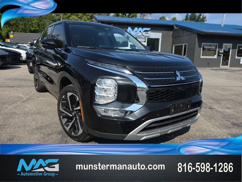 2023 MITSUBISHI Outlander