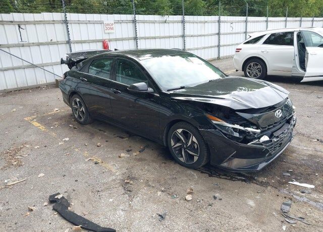 2021 HYUNDAI Elantra