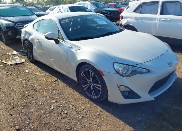 2014 TOYOTA Scion