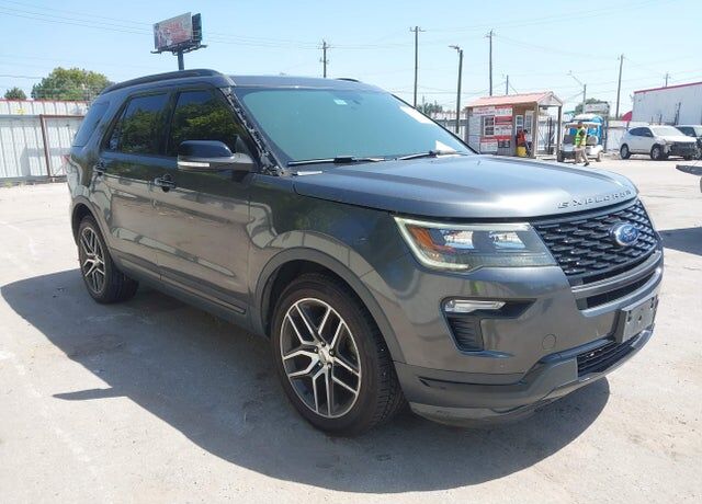 2018 FORD Explorer
