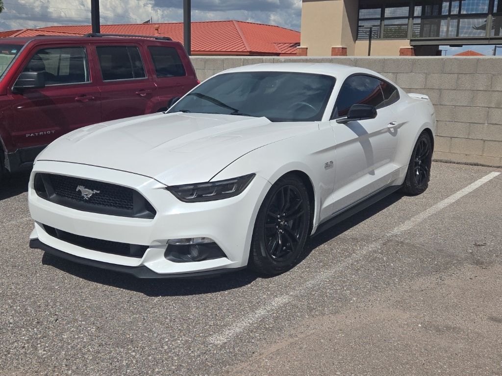 2017 FORD Mustang