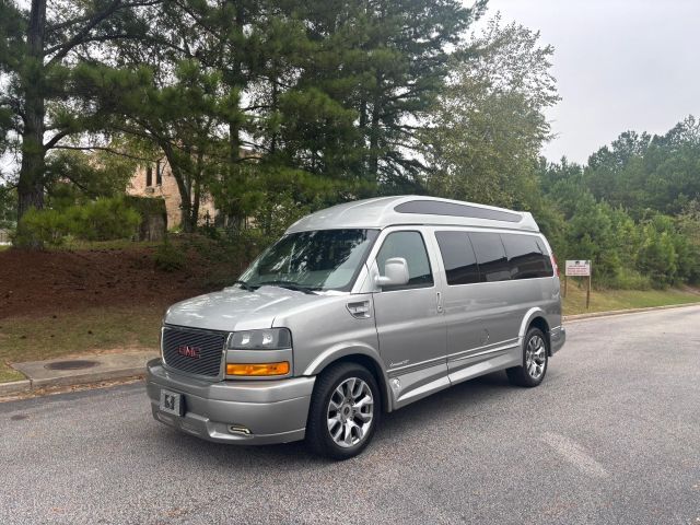 2022 GMC Savana