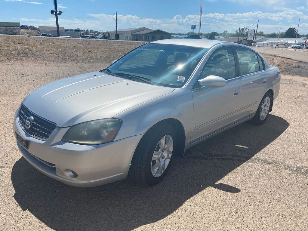2005 NISSAN Altima
