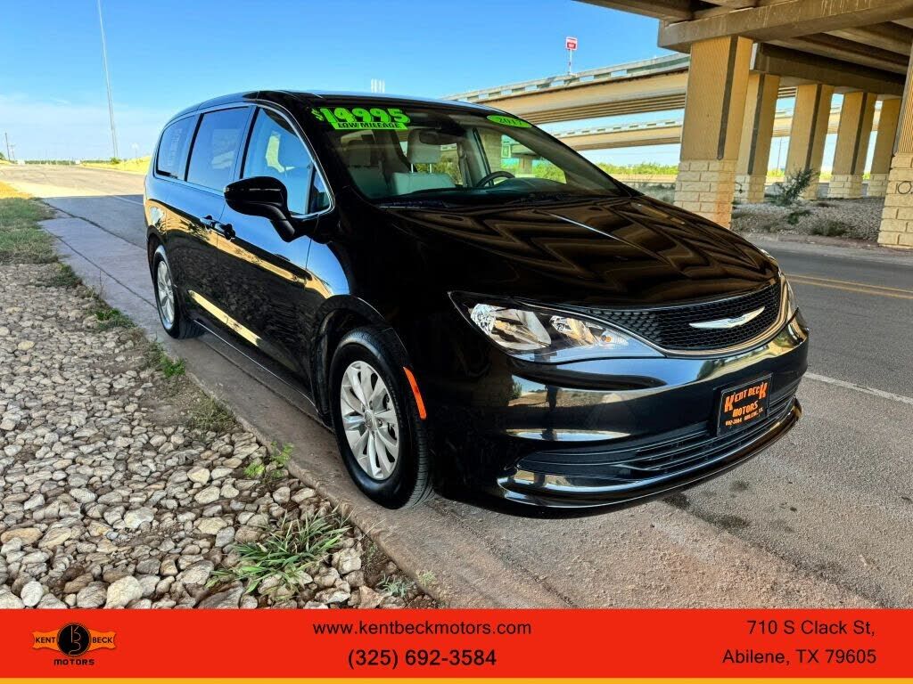 2017 CHRYSLER Pacifica