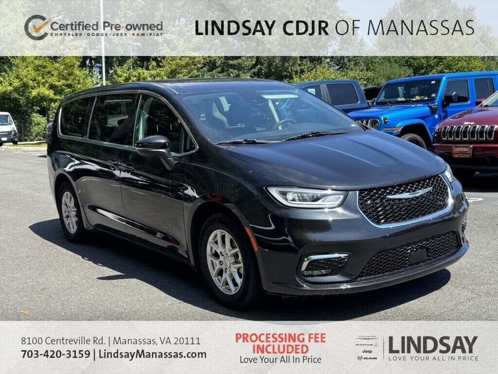 2023 CHRYSLER Pacifica