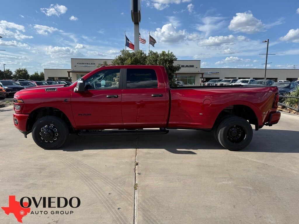 2027 RAM 3500