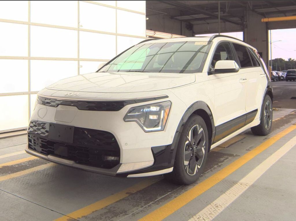 2023 KIA Niro