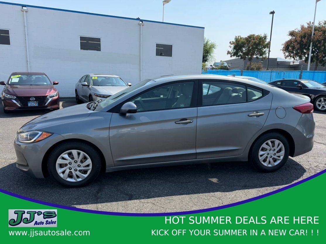 2017 HYUNDAI Elantra