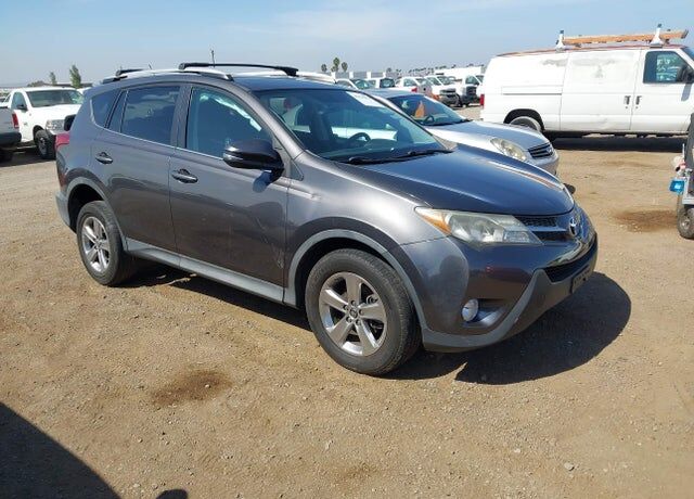 2015 TOYOTA RAV4