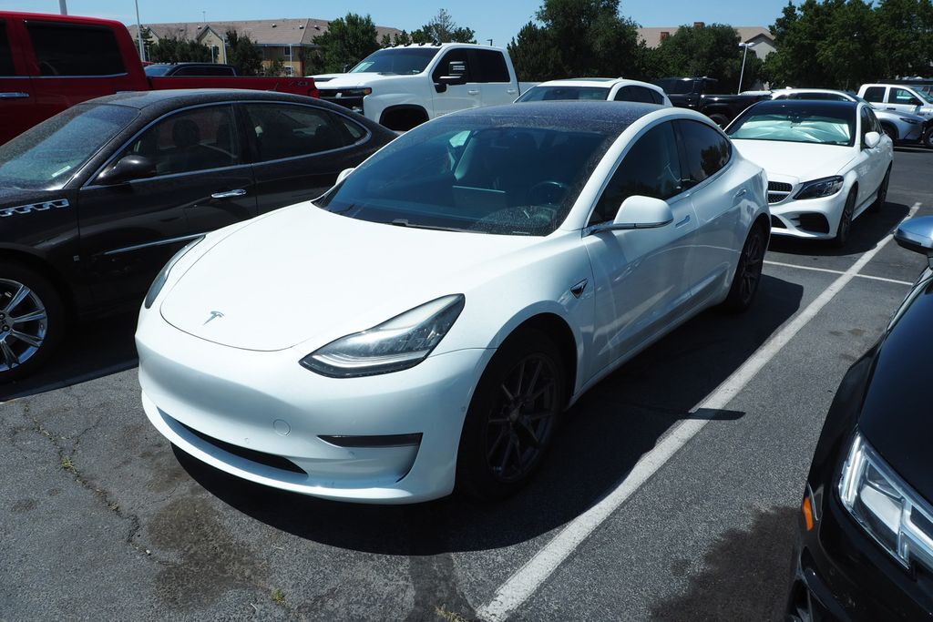 2018 TESLA Model 3