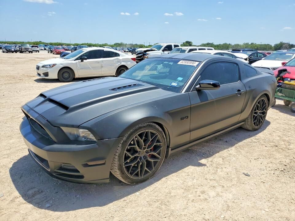 2013 FORD Mustang