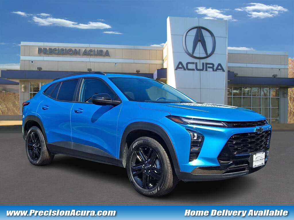 2025 CHEVROLET Trax