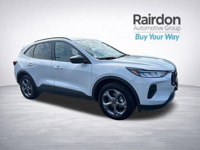2025 FORD Escape